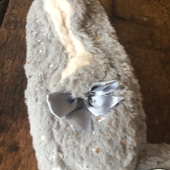 Grey Shimmer and Shine Faux Fur Slippers - Picture 4 of 4